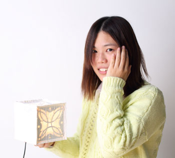 菅谷 香世
