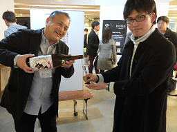 成果発表会 エンジンバルブグラス