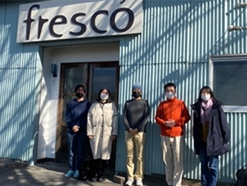 frescoのスタッフの方との記念撮影