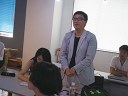海外からのゲストも議論に参加